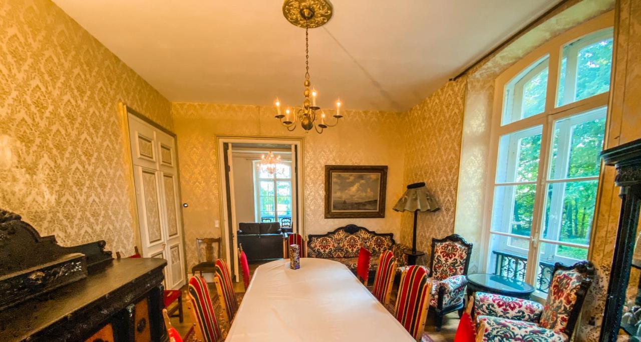 Private Castle With Park - Chateau Guillermo La Moncelle エクステリア 写真
