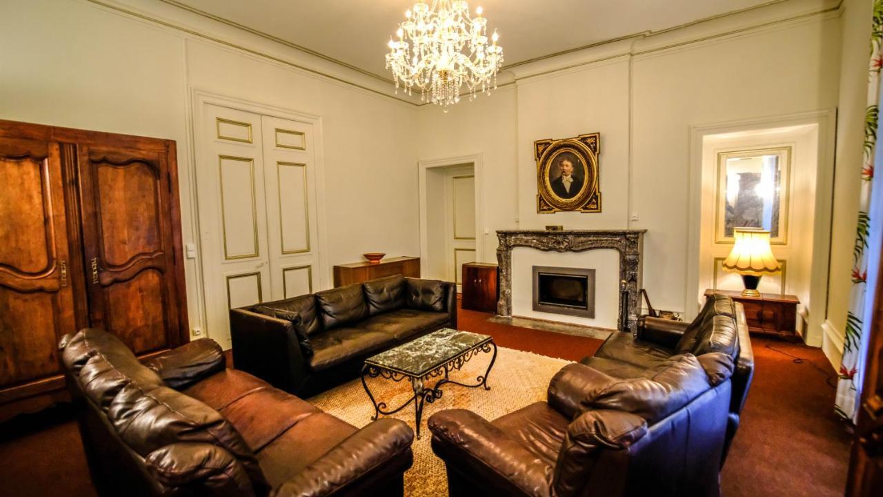 Private Castle With Park - Chateau Guillermo La Moncelle エクステリア 写真